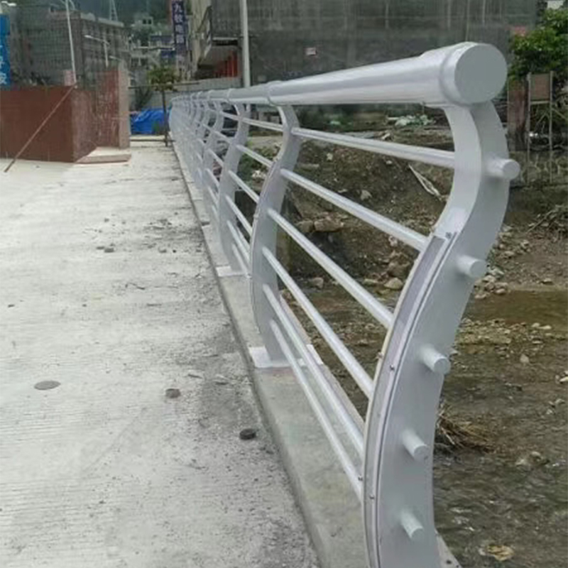 花瓶柱景观复合管护栏